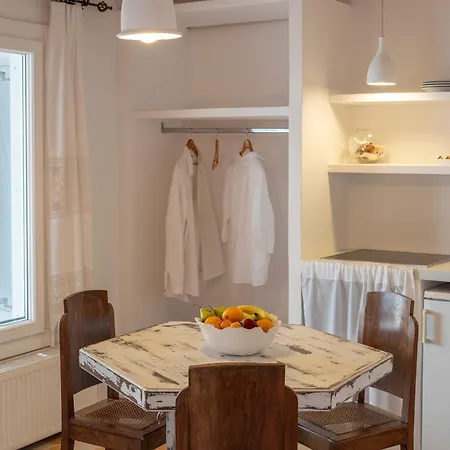 Donum Dei Seaside & *